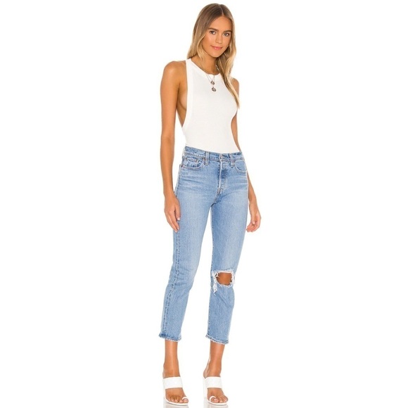Levi’s Wedgie Fit Straight Leg High Waisted Jeans - Picture 4 of 14